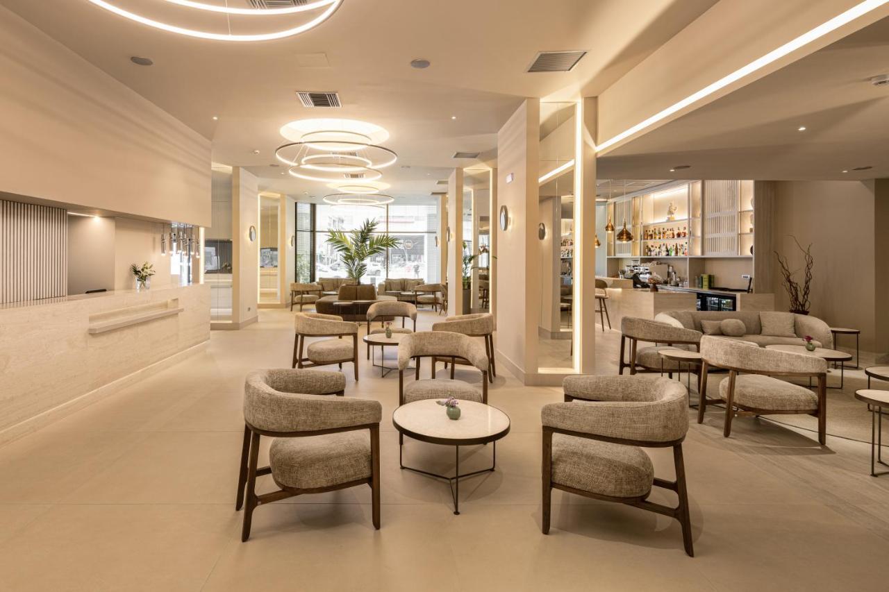 Holiday Inn Thessaloniki By Ihg Dış mekan fotoğraf The lobby of the hotel